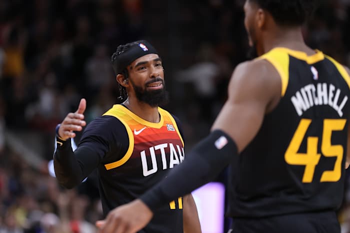 097E4D9D-B8D2-4C0F-B9A4-62729C4C2BDC